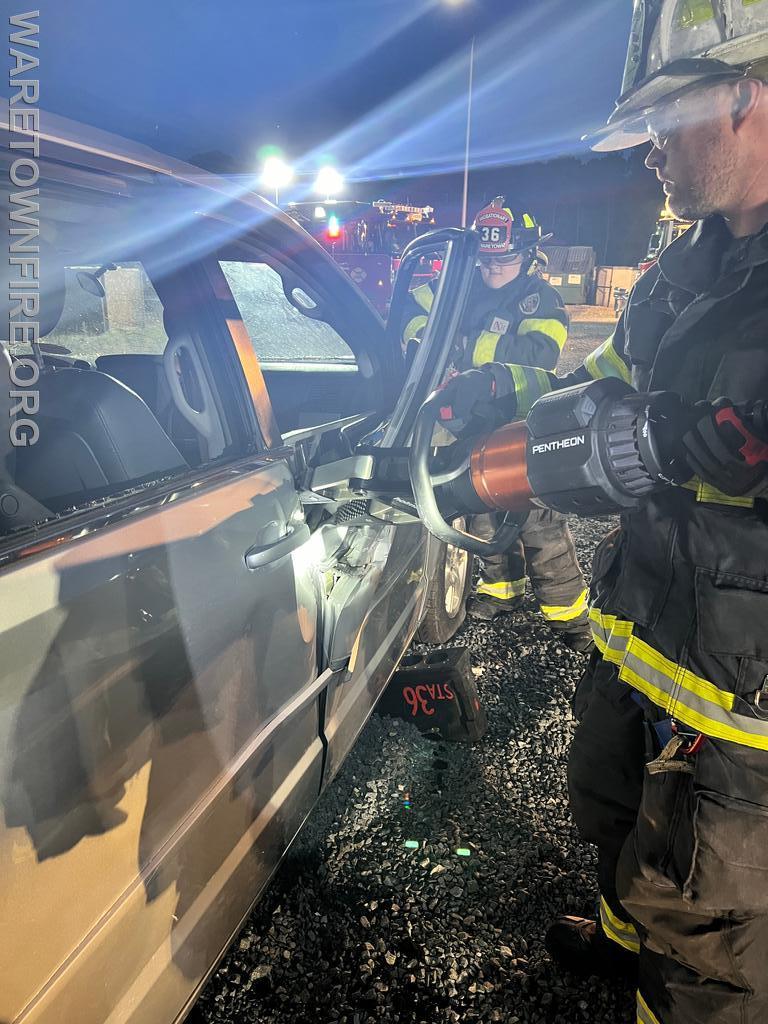Department trains with new Extrication Tools - Waretown Volunteer Fire Co.